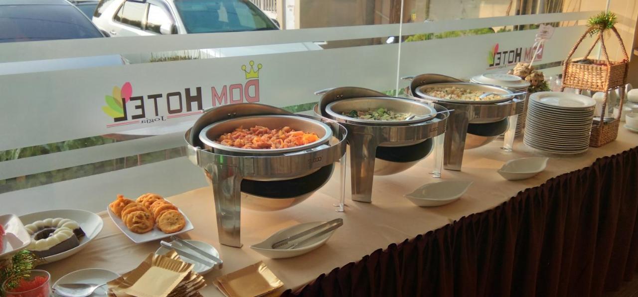 DOM Hotel Jogja Ngaglik Kültér fotó