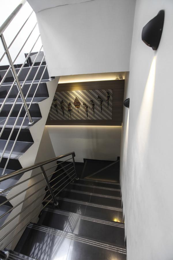 DOM Hotel Jogja Ngaglik Kültér fotó