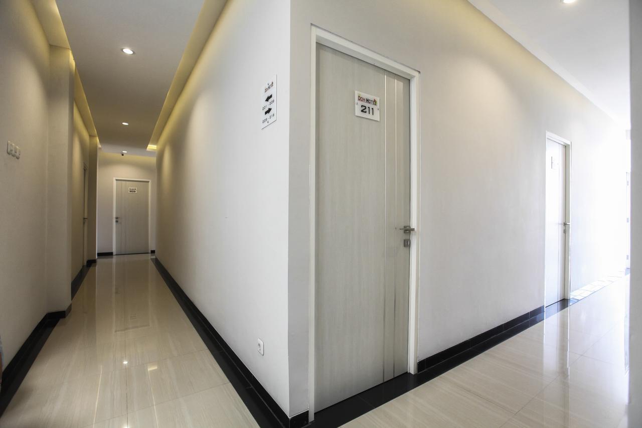 DOM Hotel Jogja Ngaglik Kültér fotó