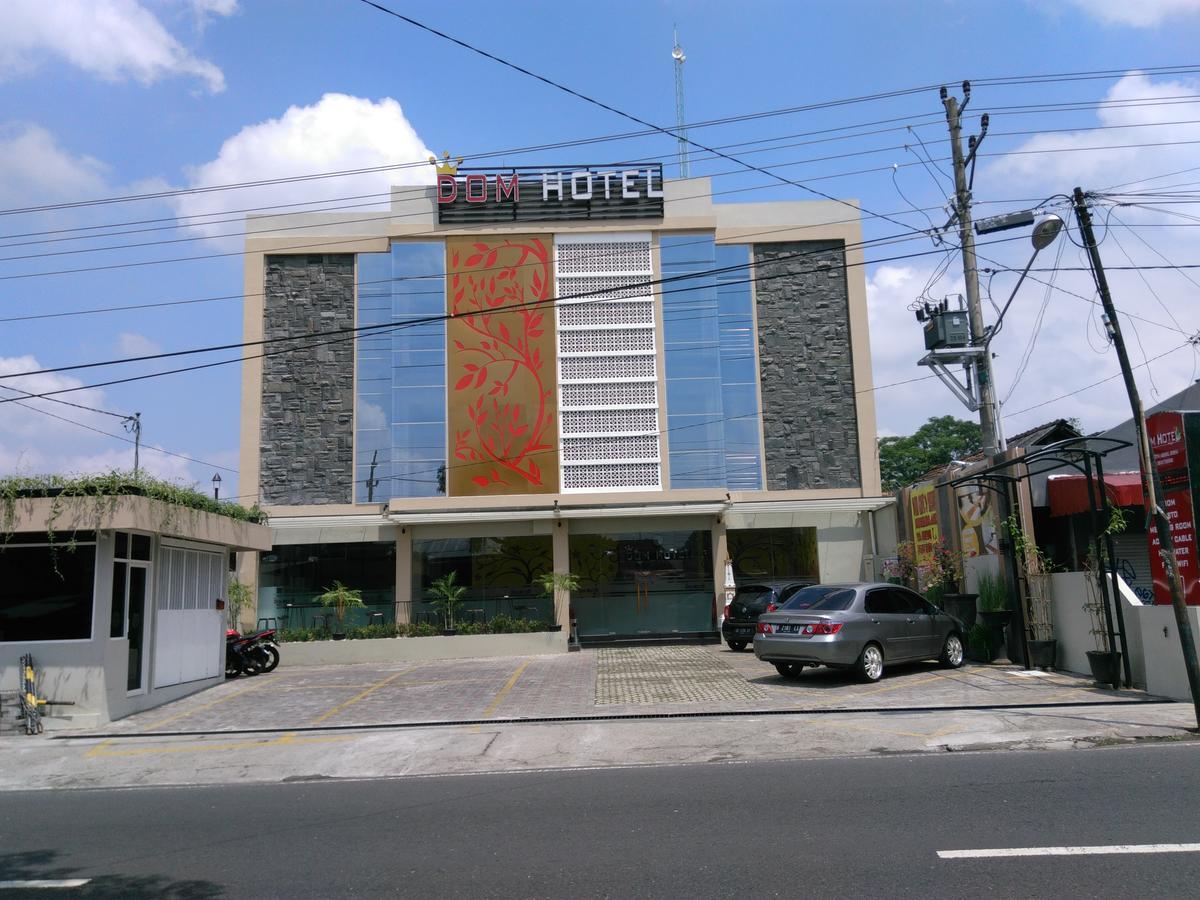 DOM Hotel Jogja Ngaglik Kültér fotó